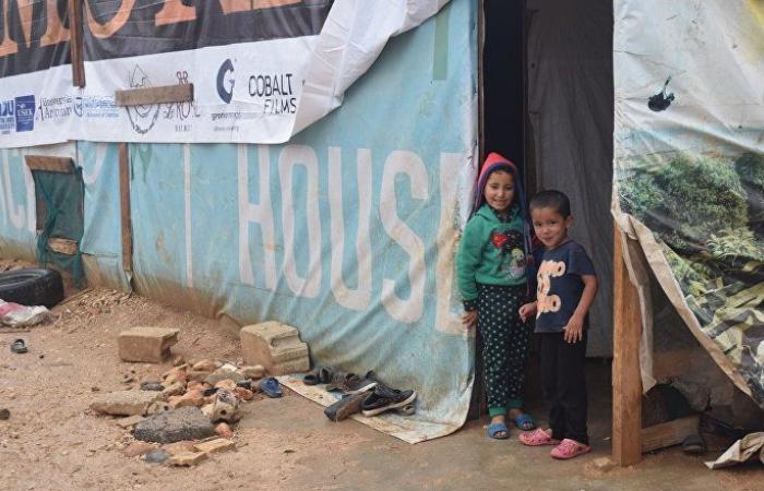 أجساد ومخيمات تتوق للدفء...اللاجئون السوريون يتجمدون تحت ثلوج لبنان