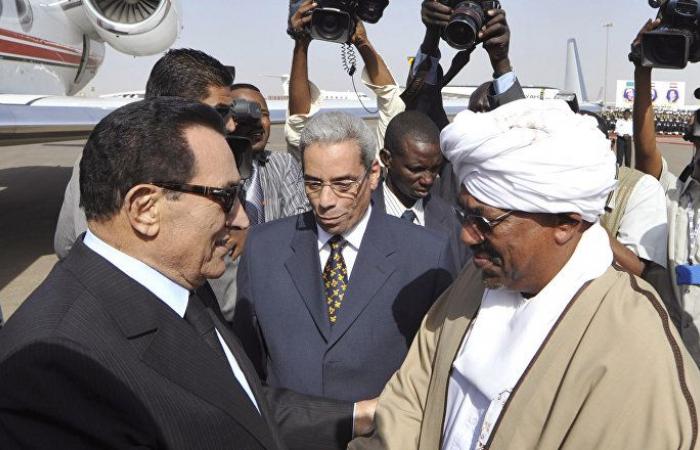 مجلة أمريكية: البشير ليس حسني مبارك ومصير حكم السودان معلق