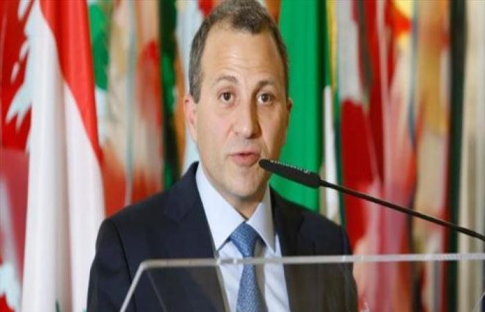 لبنان "يأسف" لعدم مشاركة ليبيا في القمة الاقتصادية ببيروت