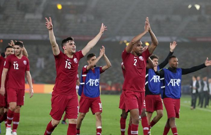 ضاحى خلفان ساخراً من المنتخب القطرى: لاعبوه من جميع أنحاء العالم ما عدا قطر
