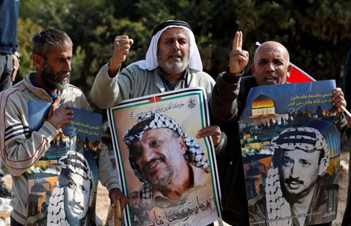 وزير الإعلام اليمني: الحوثيون يحتلون منزل أسرة ياسر عرفات