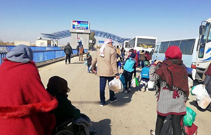 عودة نحو 100 لاجئ سوري من الأردن ولبنان خلال 24 ساعة الماضية