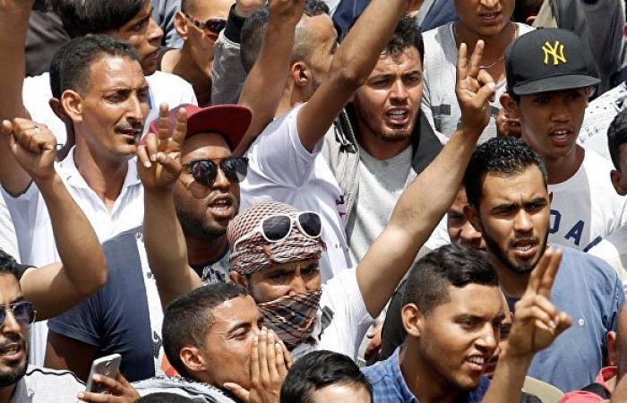 وزير الشؤون الاجتماعية لـ"سبوتنيك": أزمة اتحاد عمال تونس تقترب من الحل اليوم