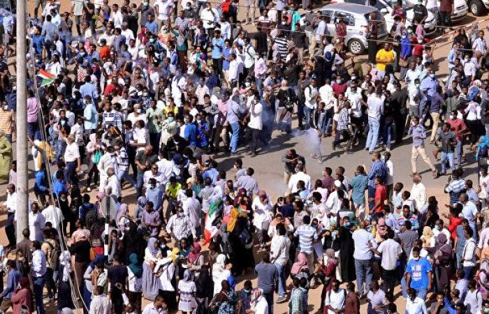 "أطباء السودان": ارتفاع القتلى بين المحتجين السودانيين إلى 5 أشخاص وأكثر من 25 مصابا