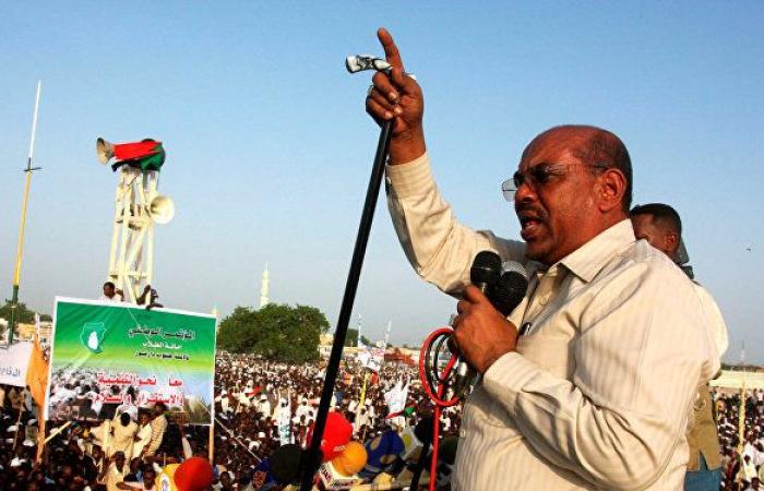 السعودية تحذر مواطنيها في السودان