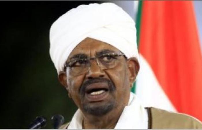 أول تعليق من الخارجية المصرية بعد إطاحة الجيش السوداني بالبشير