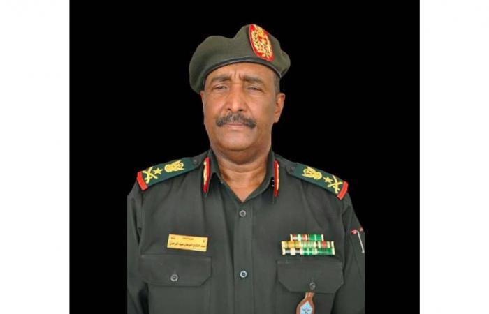 الجنرال عبد الفتاح البرهان... رجل البشير في حرب اليمن الذي أصبح رئيسا للمجلس العسكري