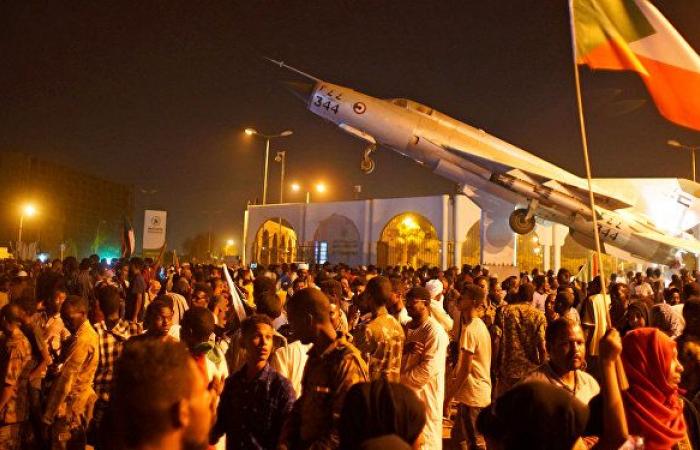 تجمع المهنيين السودانيين يطالب بتشكيل مجلس سيادي مدني بمشاركة العسكريين