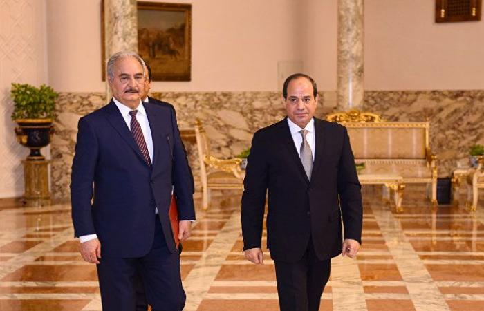 خبراء: حفتر يبحث عن دعم دولي خلال زيارة القاهرة