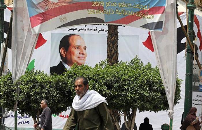الحكومة المصرية تكشف حقيقة منح إجازة 3 أيام لجميع العاملين في الدولة خلال الاستفتاء