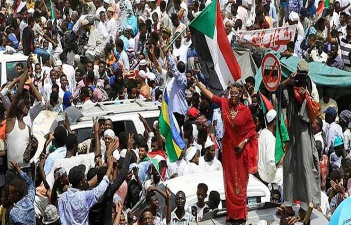 السودان: المعارضة تعتبر المجلس العسكري "امتداد لنظام البشير"