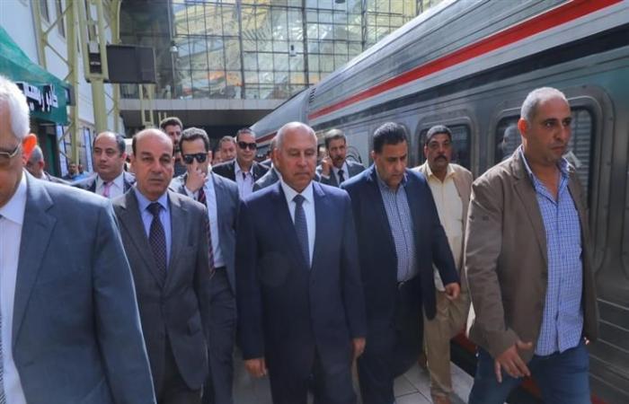 تعليمات جديدة.. ماذا فعل كامل الوزير في محطة مصر ثاني أيام الاستفتاء؟