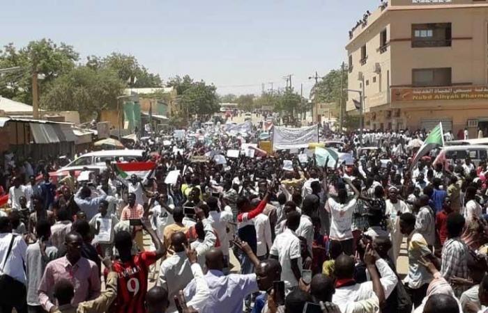السودان: إزالة جميع المتاريس بعد تدخل قوى الحرية والتغيير