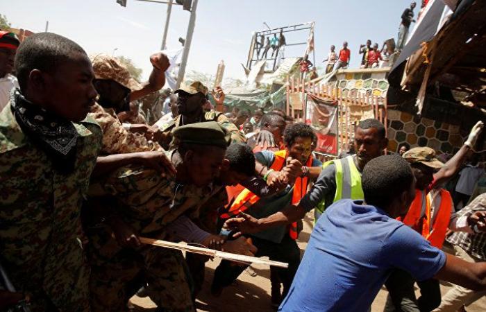 تجمع المهنيين السودانيين يدعو للاحتشاد مع استئناف التفاوض مع المجلس العسكري