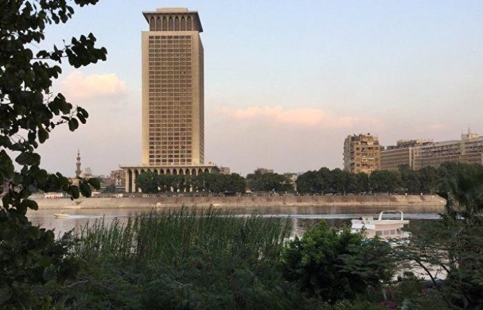 شاهد... إضاءة مبنى وزارة الخارجية المصرية بكلمة "أفريقيا"