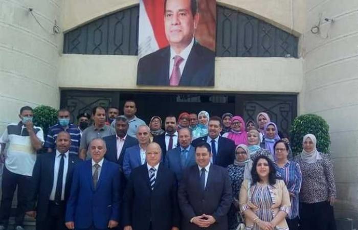 محافظ القاهرة يفتتح تطوير المركز التكنولوجي لحي الزيتون (صور)