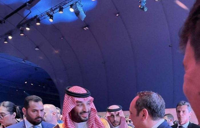 ولي العهد يتفقد مقر حفل ترشيح الرياض لاستضافة إكسبو 2030