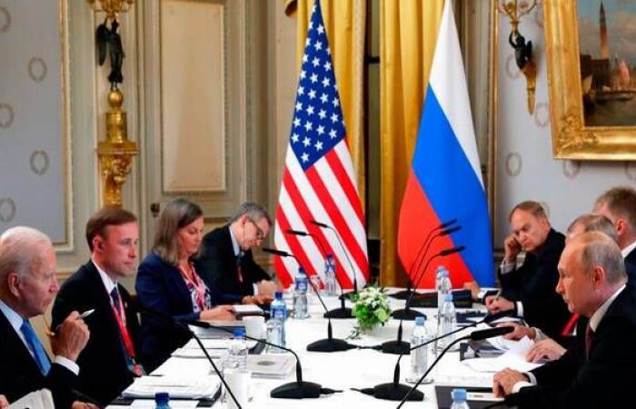 مسؤول روسي: ليس من المنطقي توقع تحسن العلاقات مع أمريكا في عهد بايدن