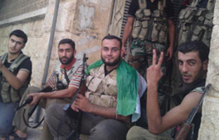 جهاديون يسيطرون على مراكز لمقاتلين معارضين فى شمال سوريا