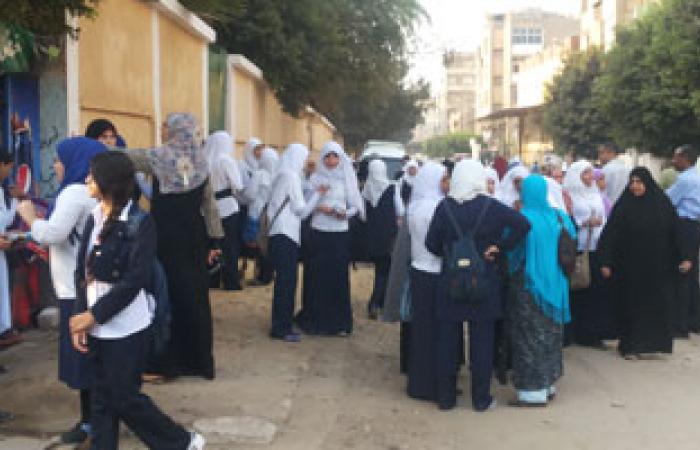 مديرة مدرسة بشبرا الخيمة تمنع الغرباء من دخول الفصول المدرسية