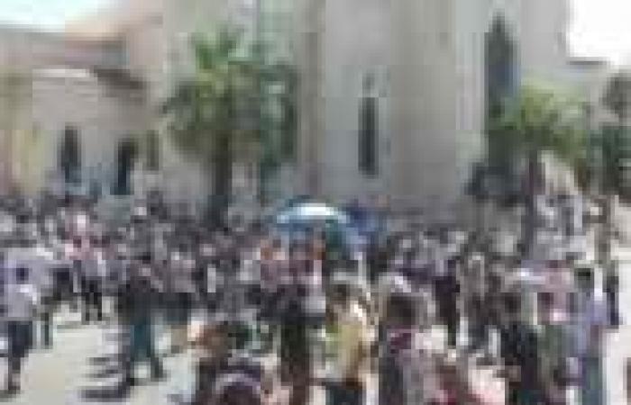 أهالي الإسكندرية يهاجمون مسيرات الإخوان في جمعة "نعم الشباب عماد الثورة"