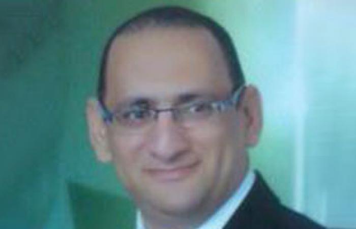 رئيس اللجنة النقابية لـ"مصر للألومنيوم" ينفى وجود عاملين "إخوان"