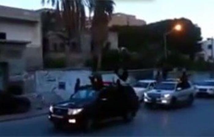 مصدر ليبى: 7 شهداء و14 جريحًا فى تفجير نفذه "داعش" بنقطة تفتيش بدرنة