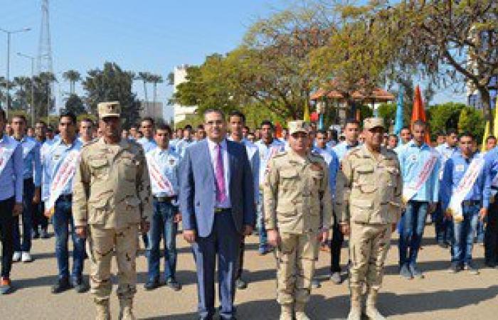 بالصور.. رئيس جامعة المنصورة يتابع برنامج التربية العسكرية للطلاب