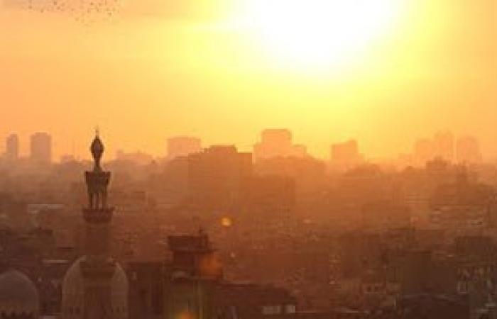 أخبار مصر للساعة 10مساءً.. الحرارة تواصل ارتفاعها حتى نهاية الأسبوع