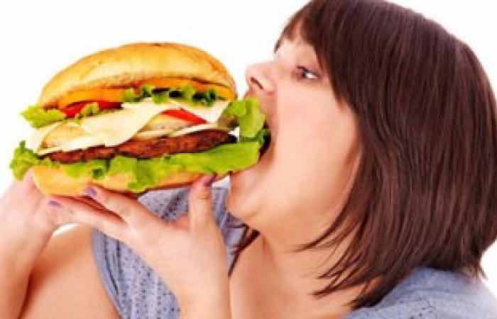 تزامنا مع اليوم العالمى للسمنة.. عادات غذائية خاطئة تجنبها للسيطرة على وزنك