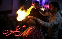 بالفيديو || حلاقة الشعر بـ«النار» لأول مرة في مصر