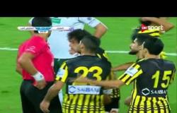 لحظة طرد المدير الفني للمقاولون "محمد عودة" وإبراهيم صلاح في دقيقة واحدة في المباراة أمام المصري