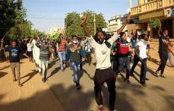 بالفيديو... مشاهد لمتظاهرين سودانيين مصابين بالرصاص فى مستشفى أم درمان