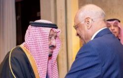 الملك سلمان يستقبل رئيس البرلمان بشرم الشيخ.. ويؤكد دعم السعودية لمصر