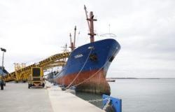 تشغيل الأرصفة الجديدة لميناء شرق بورسعيد.. واستقبال أول سفينتين