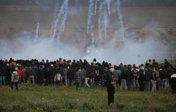 مقتل فلسطيني وإصابة العشرات برصاص الجيش الإسرائيلي