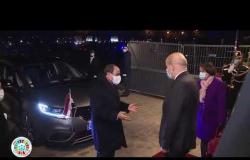 الأخبار - الرئيس السيسي يستهل زيارته إلي باريس بمقابلة وزير خارجية فرنسا جان إيف لودريان