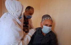 الكشف على 1364 شخصا وتطعيم المواطنين بلقاح كورونا بمركز السادات في المنوفية