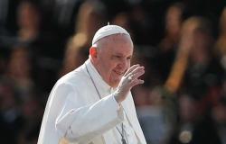البابا فرنسيس يؤكد استعداده «للقيام بكل شيء» من أجل السلام في أوكرانيا