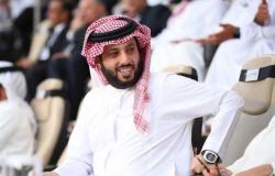 بعد إجرائه عملية جراحية بالرأس.. تركي آل الشيخ يشكر ولي العهد السعودي