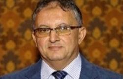 سفير القاهرة بطرابلس يلتقى وزير الصحة الليبى لبحث التعاون بين البلدين