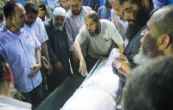 وصول جثمان عصام دربالة إلى مثواه الأخير بقرية بنى خالد فى المنيا