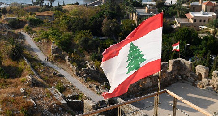 جبيل علم لبنان