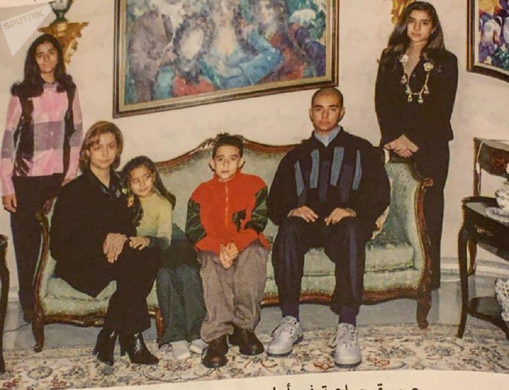 صور شخصية لصدام حسين وعائلته تنشر لأول مرة семья Хуссейн