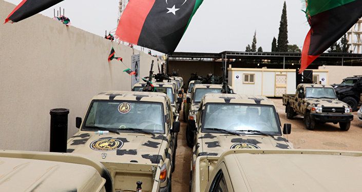 قوات ليبية بالقرب من طرابلس