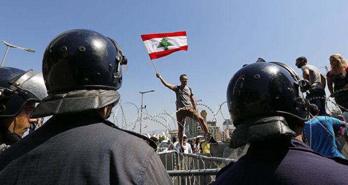 خلال المظاهرات في العاصمة بيروت