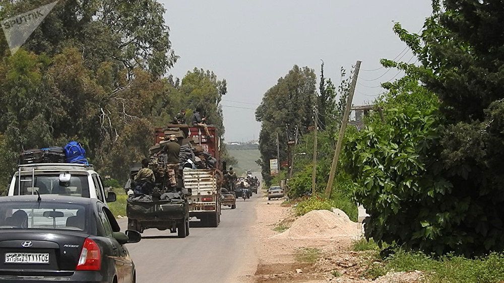 سبوتنيك ترصد تدفق التعزيزات العسكرية السورية باتجاه منزوعة السلاح