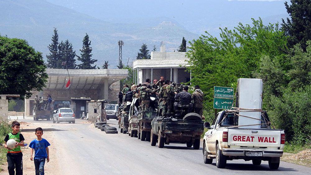 سبوتنيك ترصد تدفق التعزيزات العسكرية السورية باتجاه منزوعة السلاح