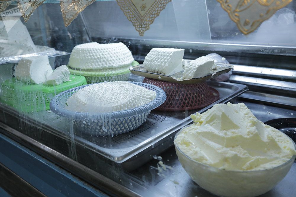 شهر رمضان في تونس: محل لبيع الألبان والجبن