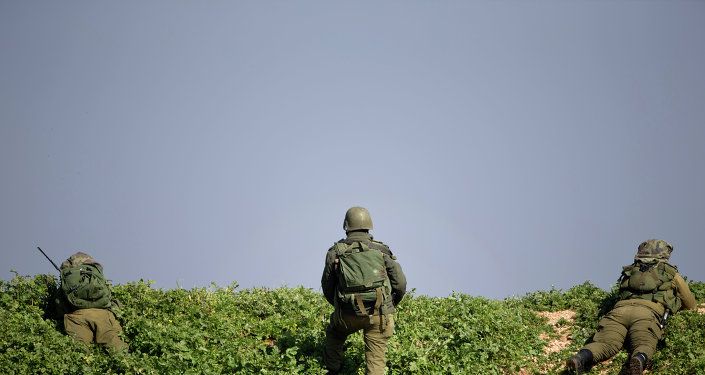 جنود إسرائيليون على الحدود اللبنانية-الإسرائيلية